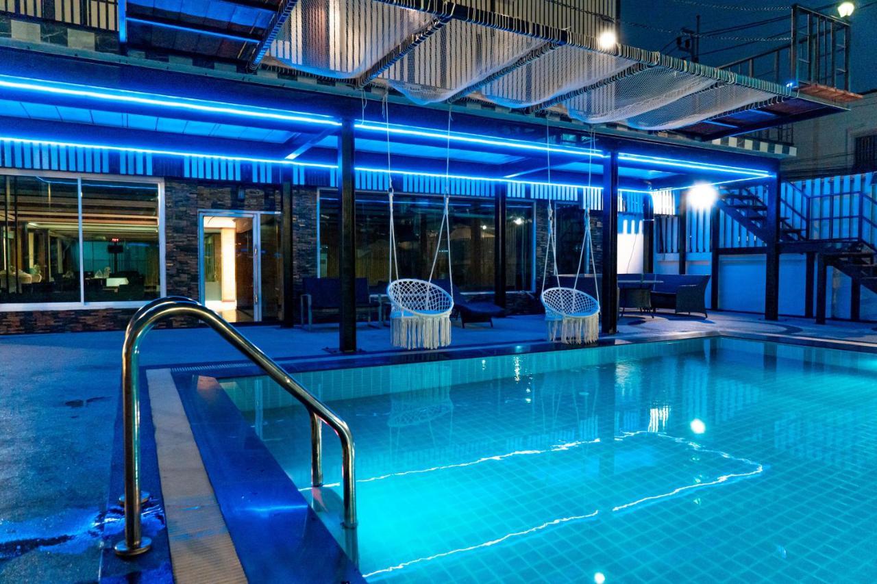 Blue Sky Residence Airport Ban Bang Phli Yai Exterior photo