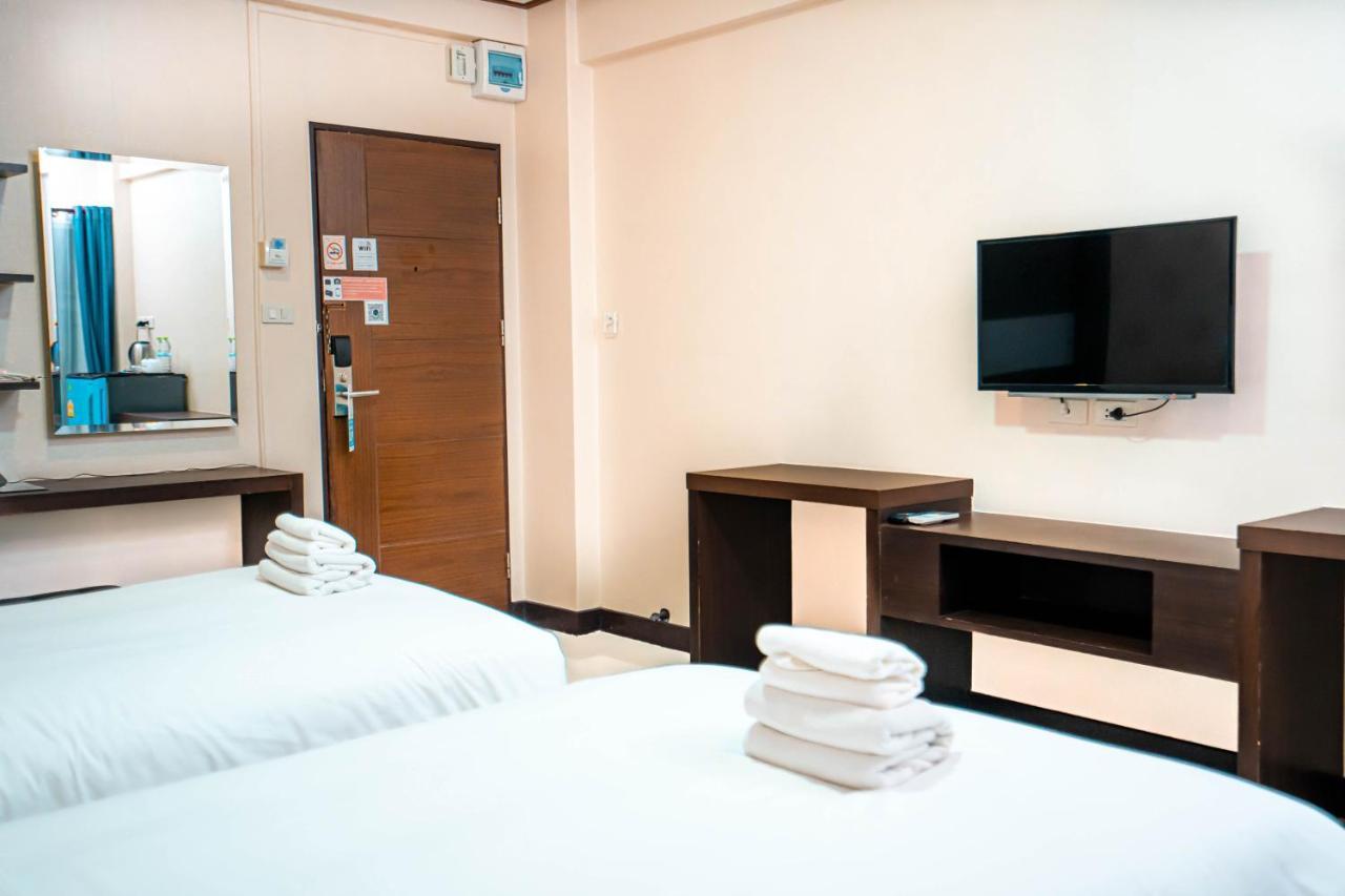 Blue Sky Residence Airport Ban Bang Phli Yai Exterior photo
